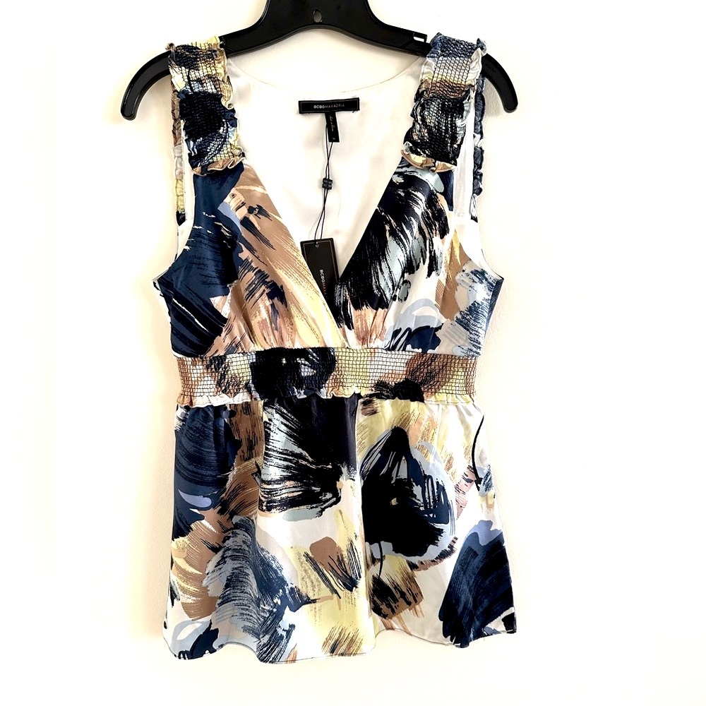Beautiful summer BCBG short sleeve blue multi colored  blouse size M